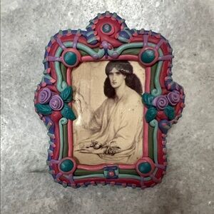 Casterwell Designs Polymer Clay Portrait Brooch Wearable Folk Art (Set of 2)